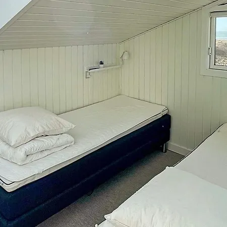 6 Person In * Løkken