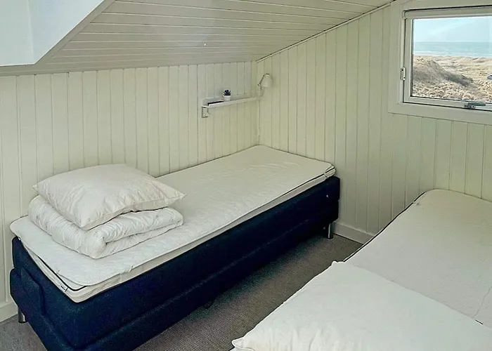 6 Person In * Løkken